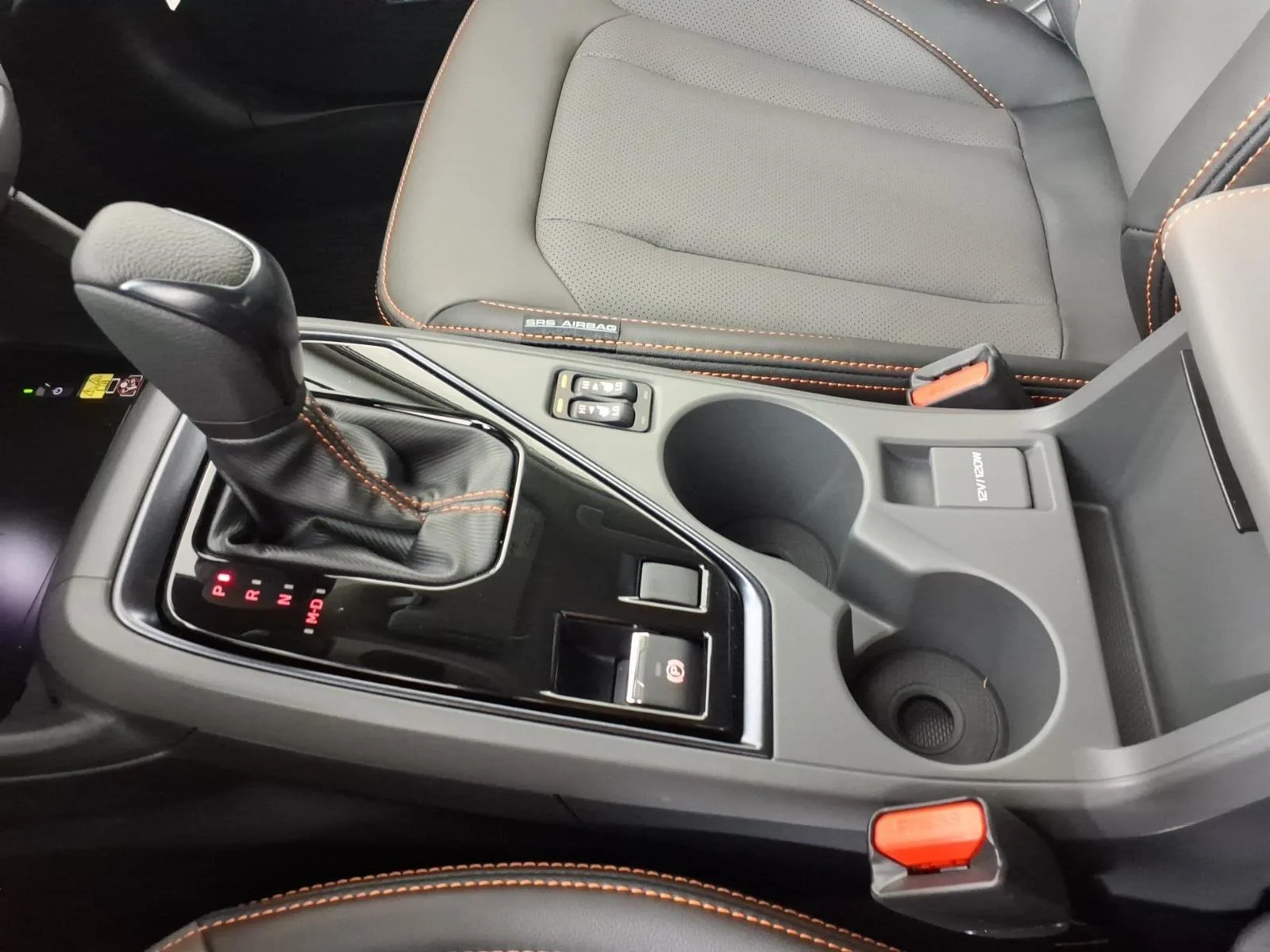New 2026 MAGNETITE GRAY PEARL Subaru Limited Hybrid image 46