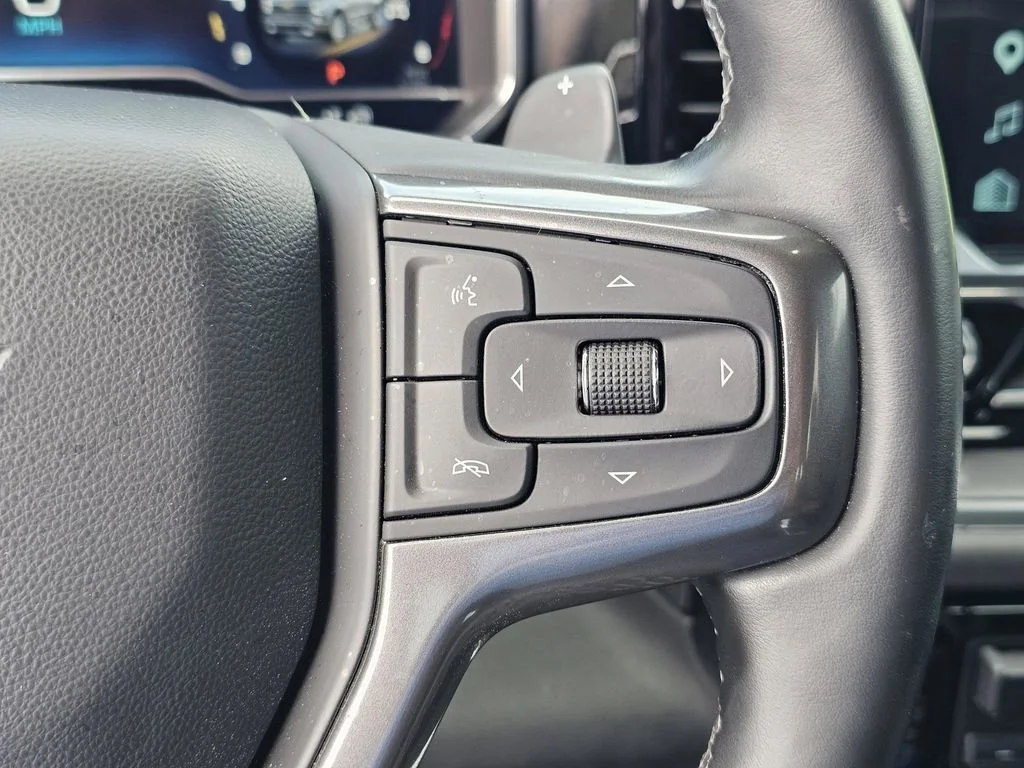Used 2025 Sterling Gray Metallic Chevrolet High Country image 23