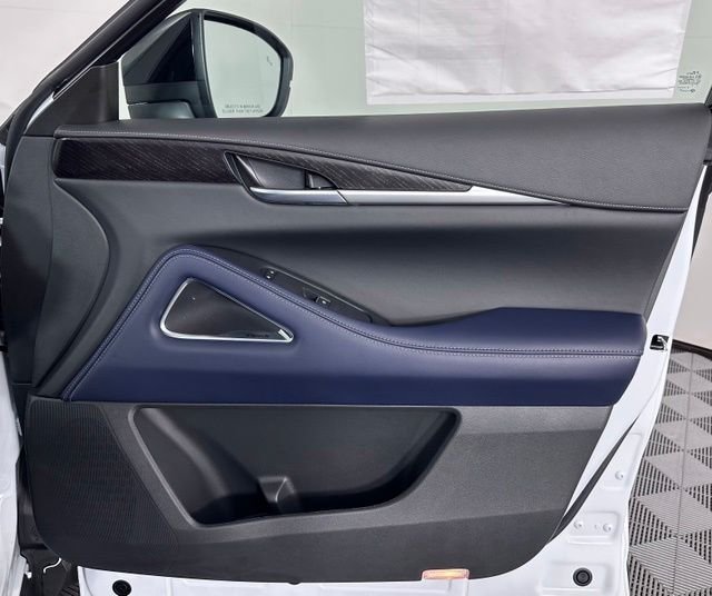 Certified Used 2026 White INFINITI SPORT image 25