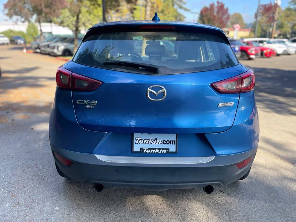 Used 2017 Dynamic Blue Mica Mazda Grand Touring image 5