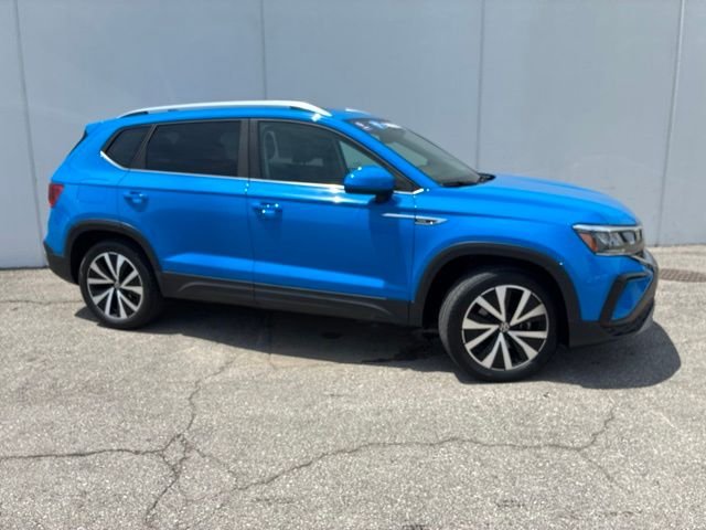 Certified 2023 Volkswagen Taos SE with VIN 3VVNX7B22PM334726 for sale in Kansas City