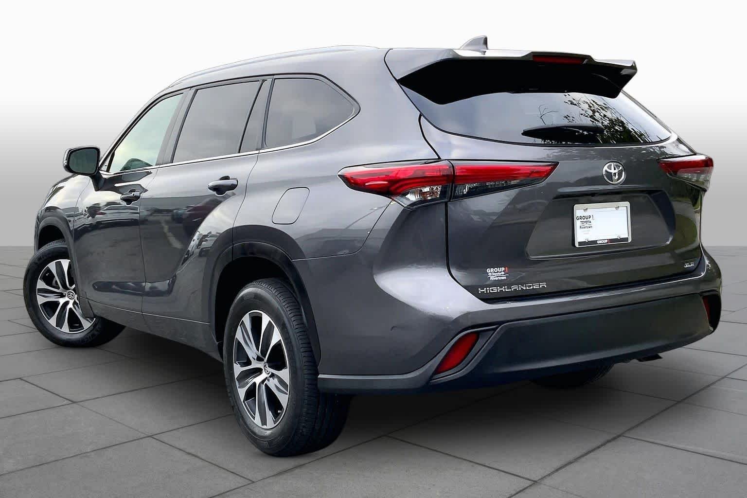 Used 2023 Magnetic Gray Metallic Toyota XLE image 11