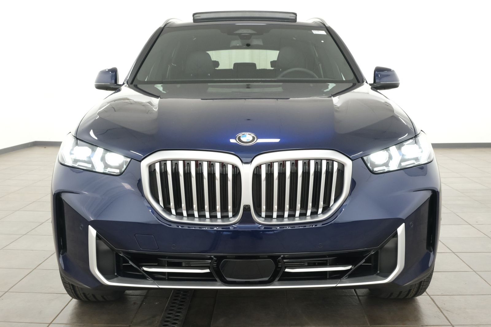 New 2026 Tanzanite Blue II Metallic BMW xDrive40i image 11