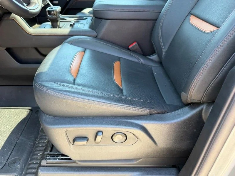 Used 2026 Silver GMC AT4 image 19