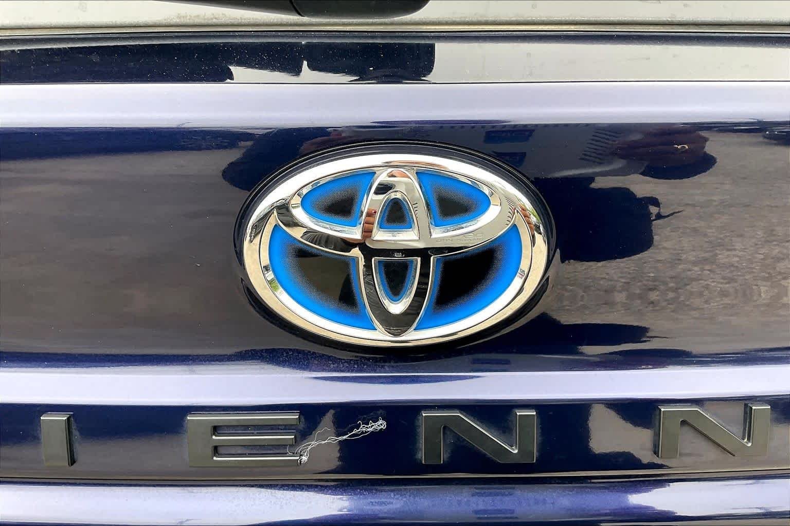 Used 2025 Blueprint Toyota XLE image 30