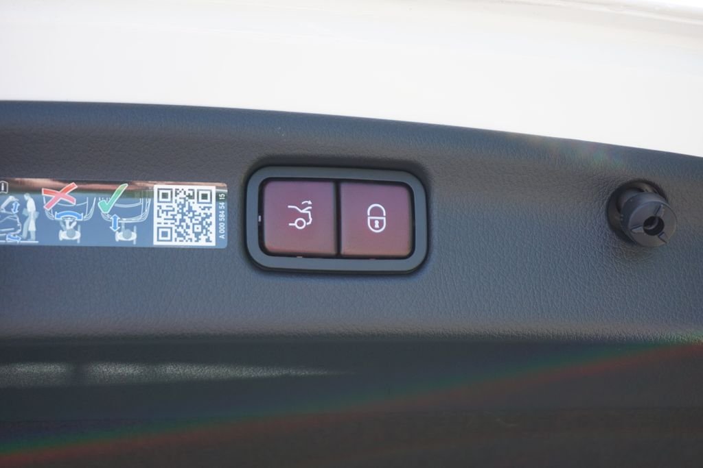 2025 Mercedes-Benz C-Class Sedan C 300 - Photo 54