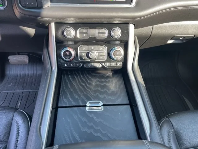 Used 2022 Summit White GMC Denali image 33