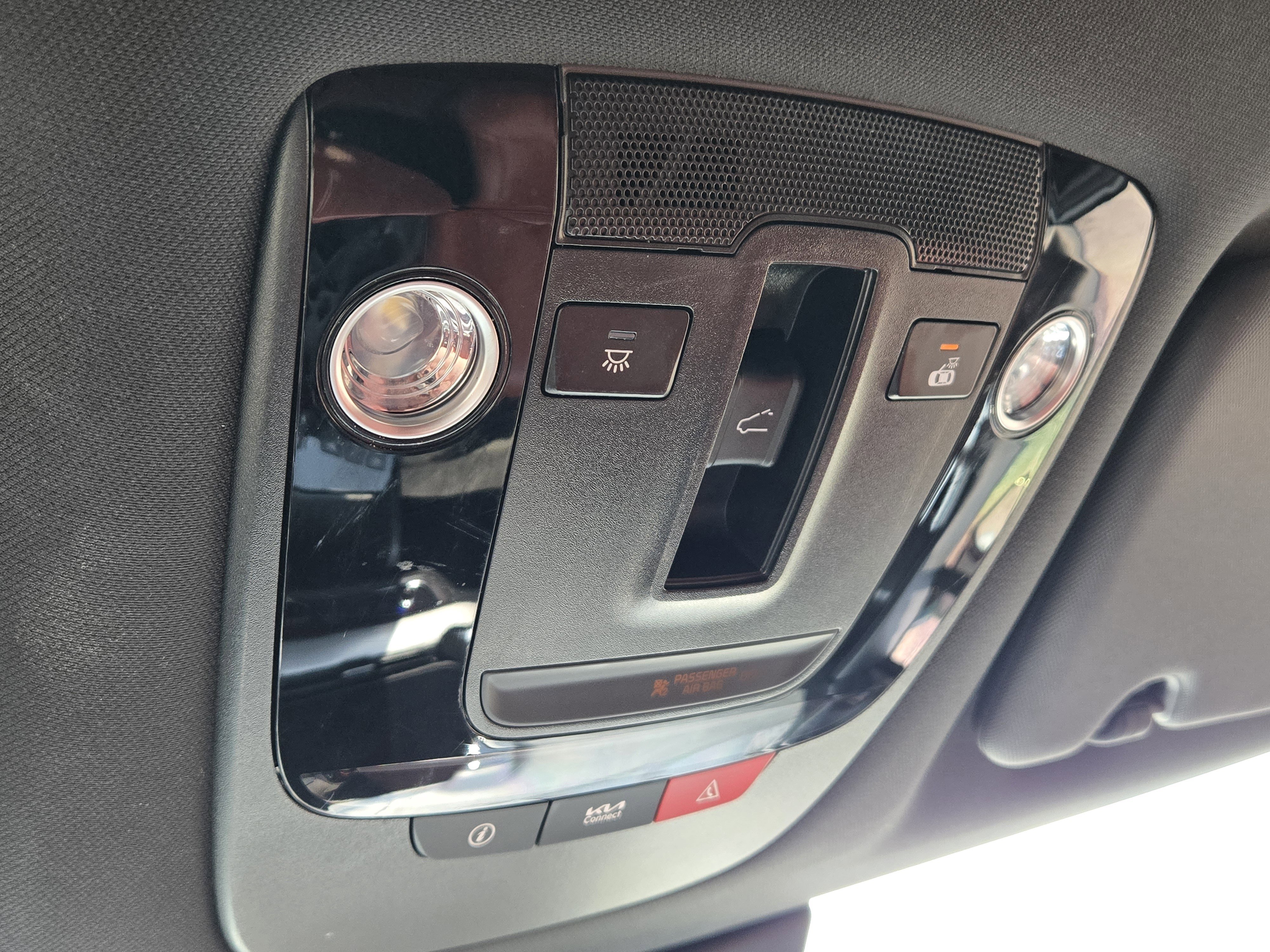 Certified Used 2023 Wolf Gray Kia SX-Prestige image 33