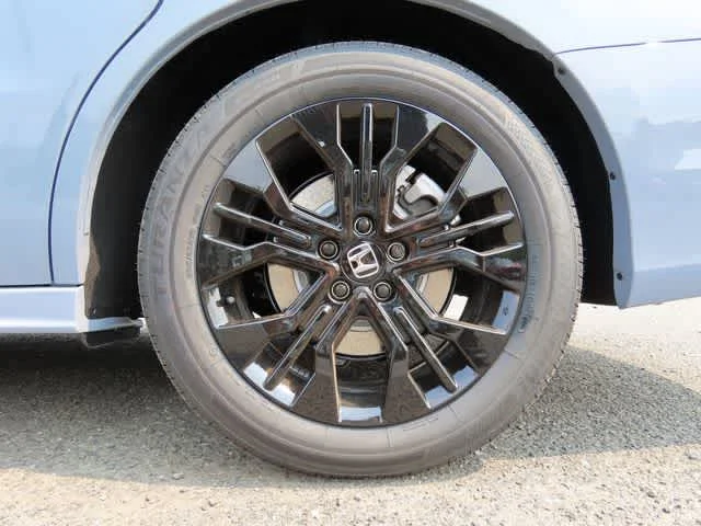 New 2026 Sonic Gray Pearl Honda Sport-L image 9
