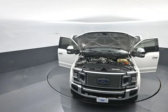 Certified Used 2020 White Metallic Ford Lariat image 42