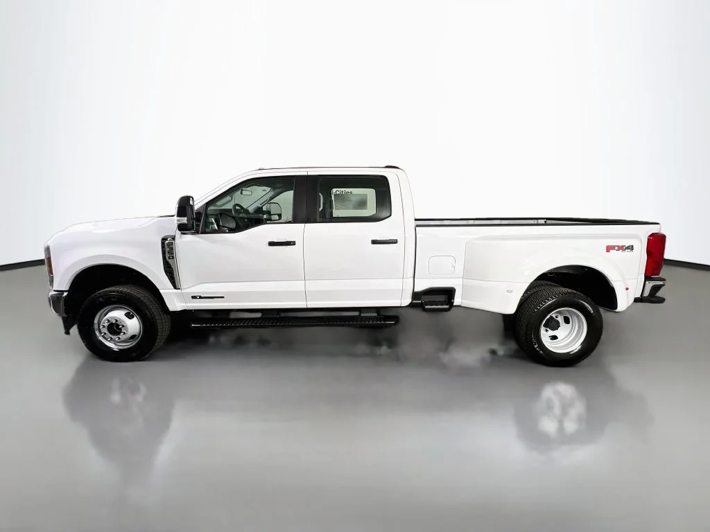 New 2026 White Ford XL image 6