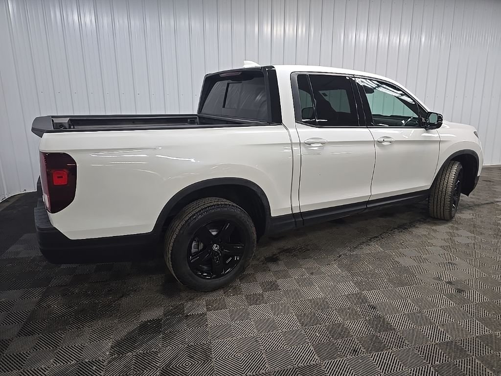 Used 2023 White Honda Black Edition image 3
