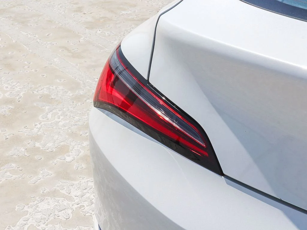 Used 2025 Platinum White Pearl Acura Base image 7