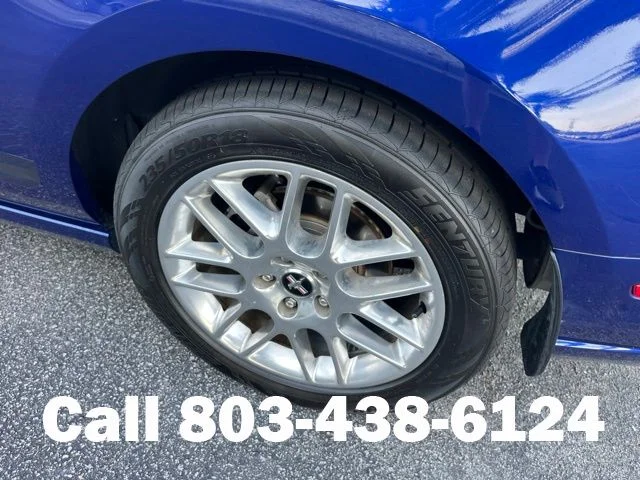 Used 2013 Blue Metallic Ford V6 Premium image 28