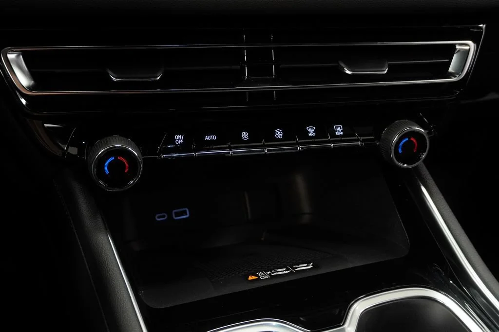New 2026 Mosaic Black Metallic Chevrolet LT image 17