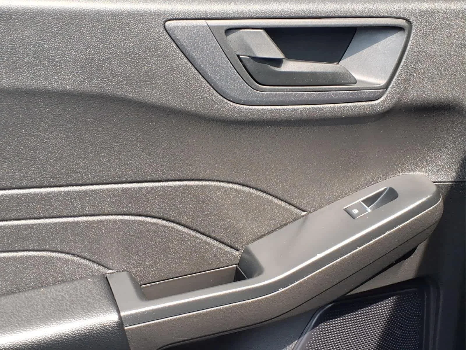 Used 2024 Vapor Blue Ford Active image 28