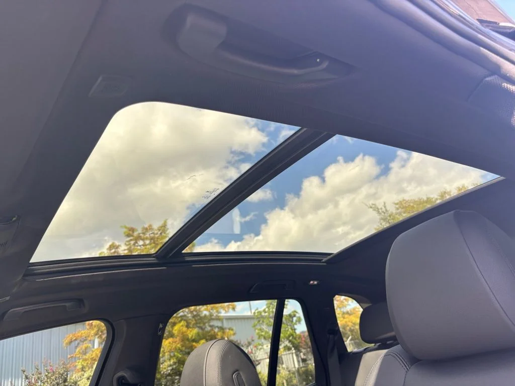 Used 2022 Gray BMW xDrive40i image 23