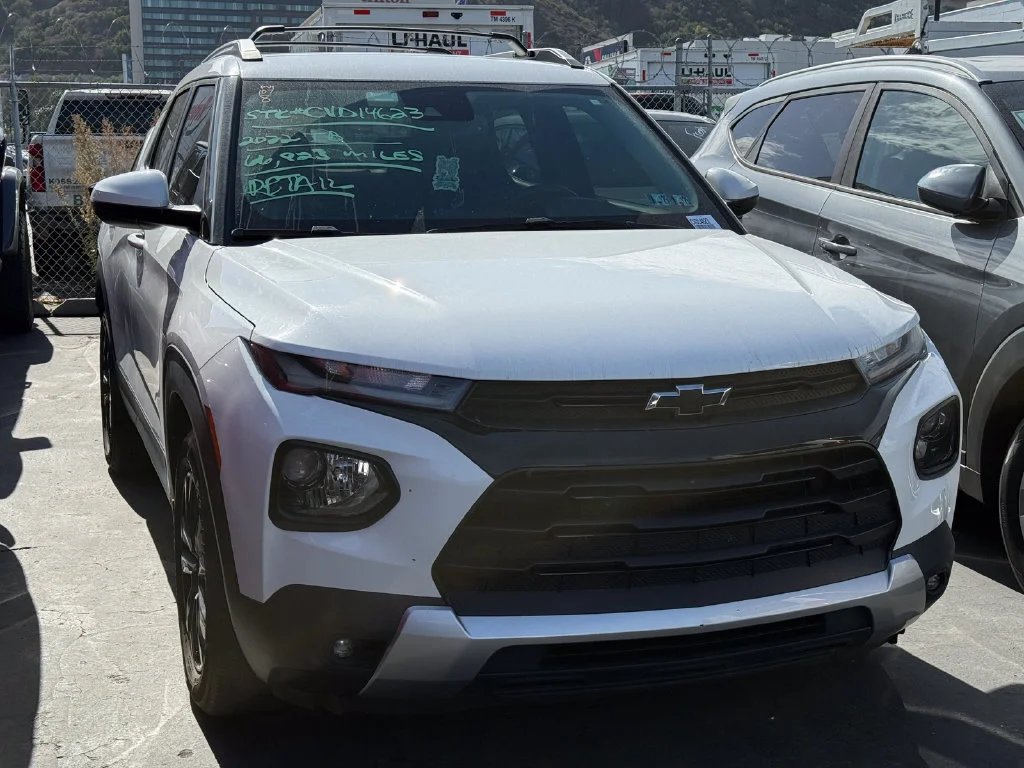 Used 2022 SUMMIT WHITE Chevrolet LT image 14