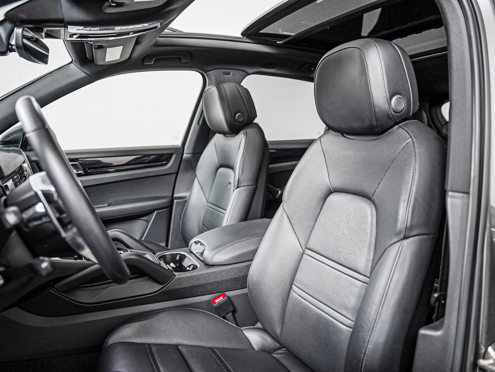 Certified Used 2023 QUARTZITE GREY Porsche  image 5