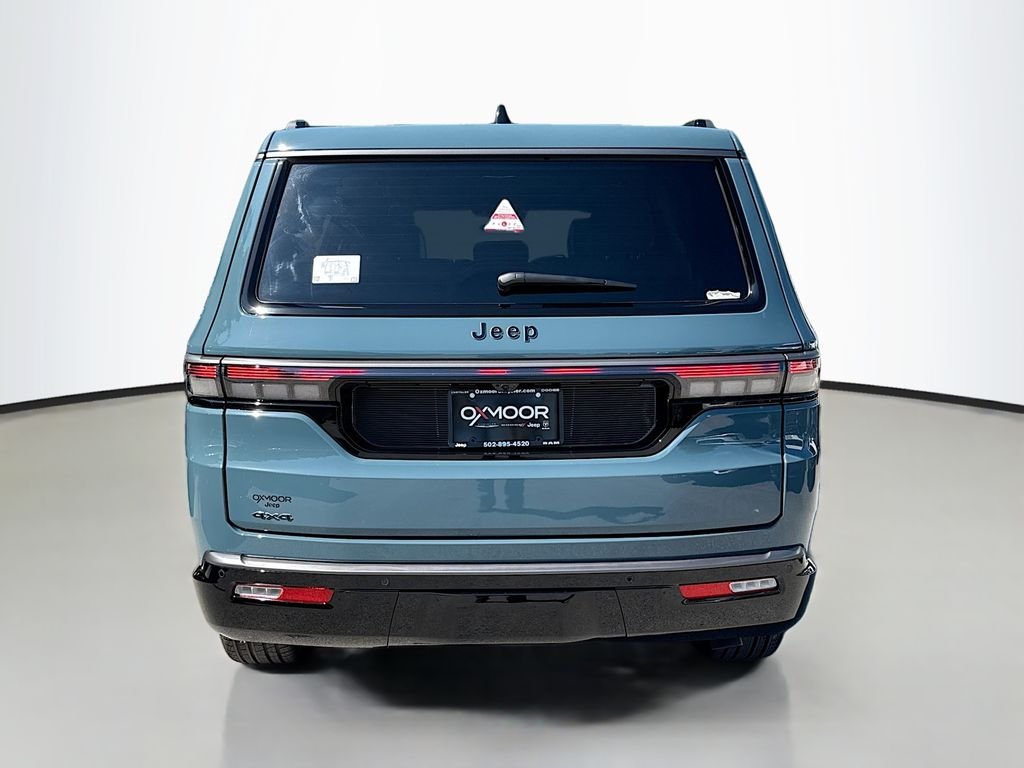 New 2026 Steel Blue Exterior Paint Jeep Limited Reserve image 5