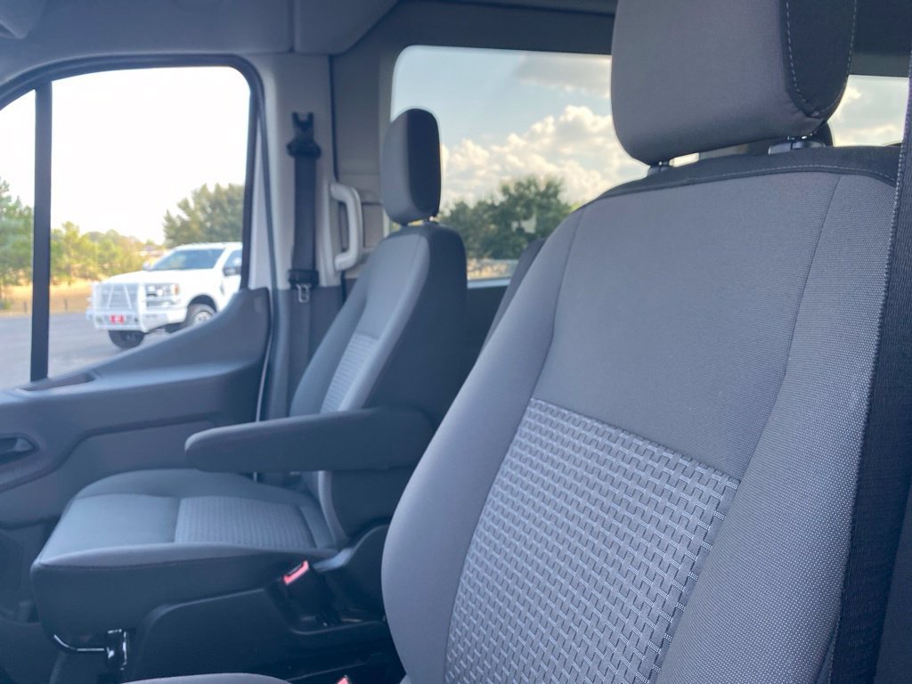 Used 2026 Oxford White Ford XLT image 13