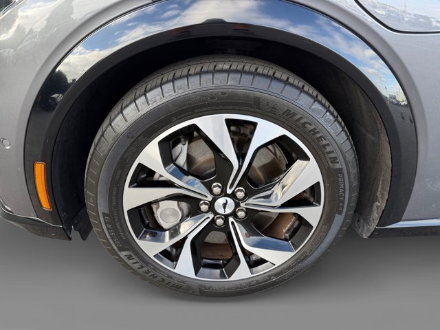 Certified Used 2023 Gray Metallic Ford Premium image 9