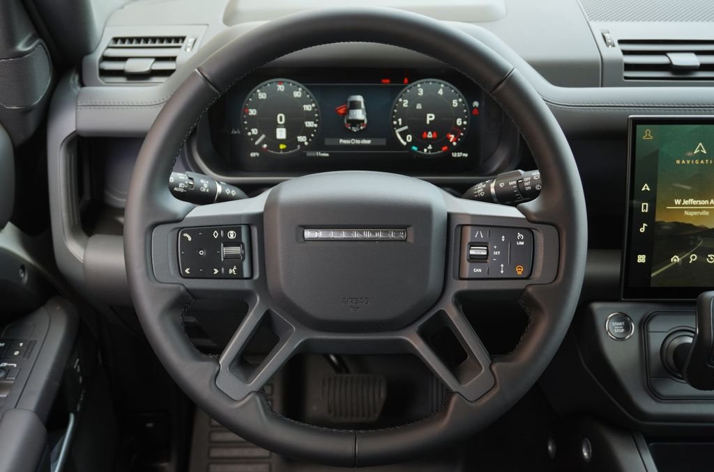 Used 2026 Gray Land Rover X-Dynamic SE image 17