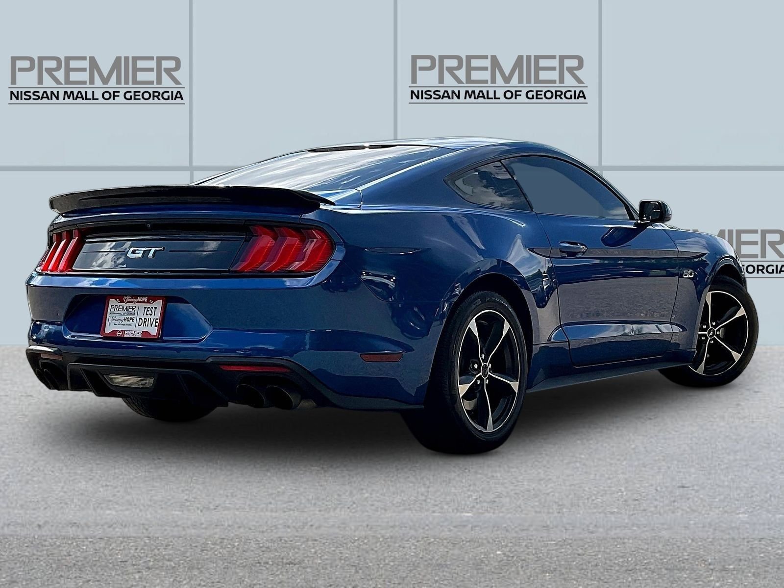 Used 2018 Blue Ford GT image 7