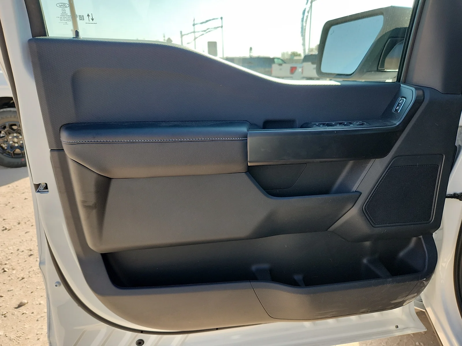 New 2026 Oxford White Ford STX image 14