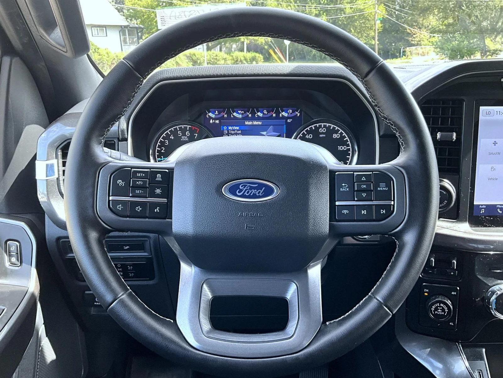 Used 2023 Blue Ford XLT image 13