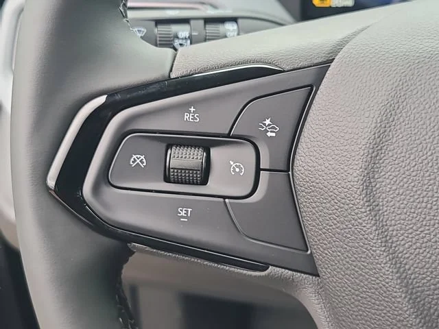 New 2027 Mosaic Black Metallic Chevrolet LT image 21