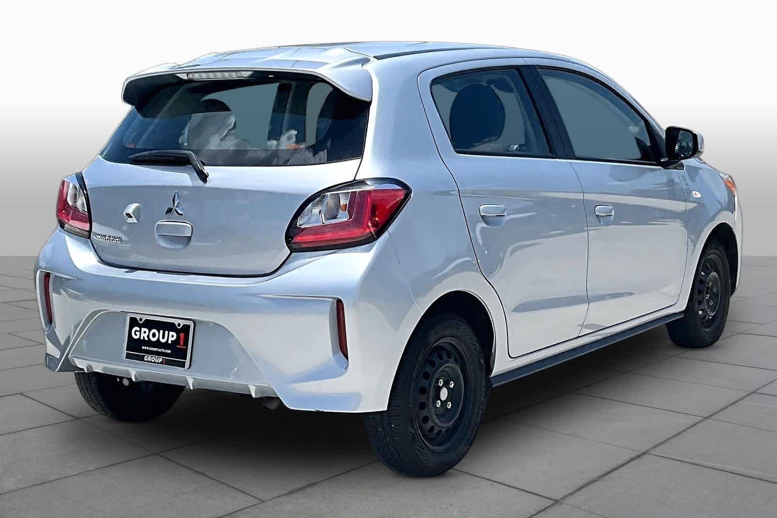 Used 2024 Starlight Silver Metallic Mitsubishi ES image 12
