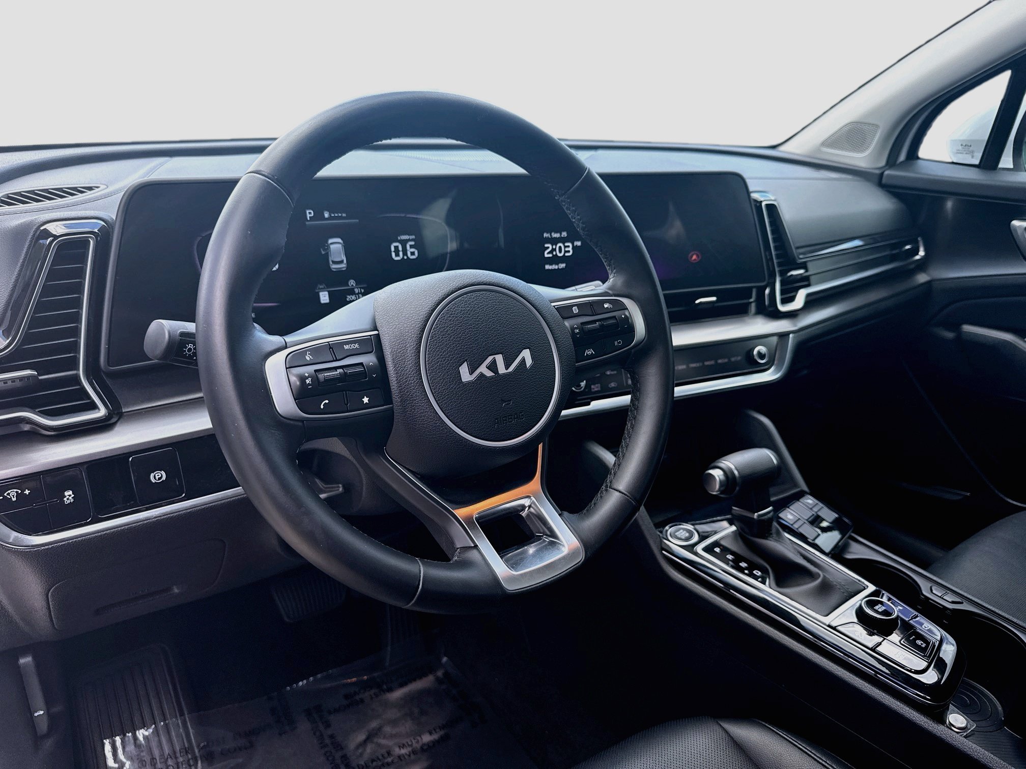 Used 2024 Glacial White Pearl Kia EX image 5