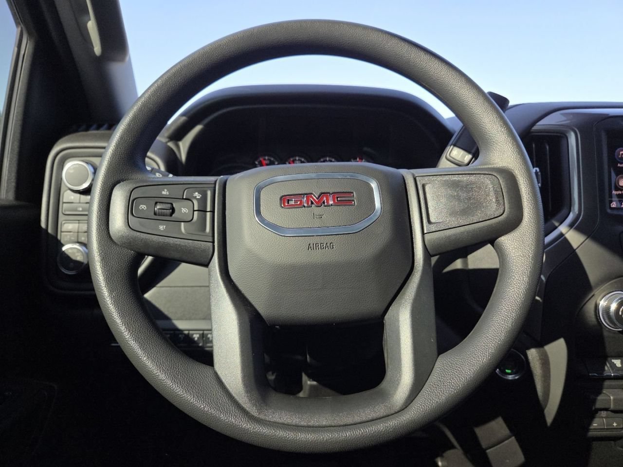 2026 GMC Sierra 3500 Chassis Cab Pro - Photo 32