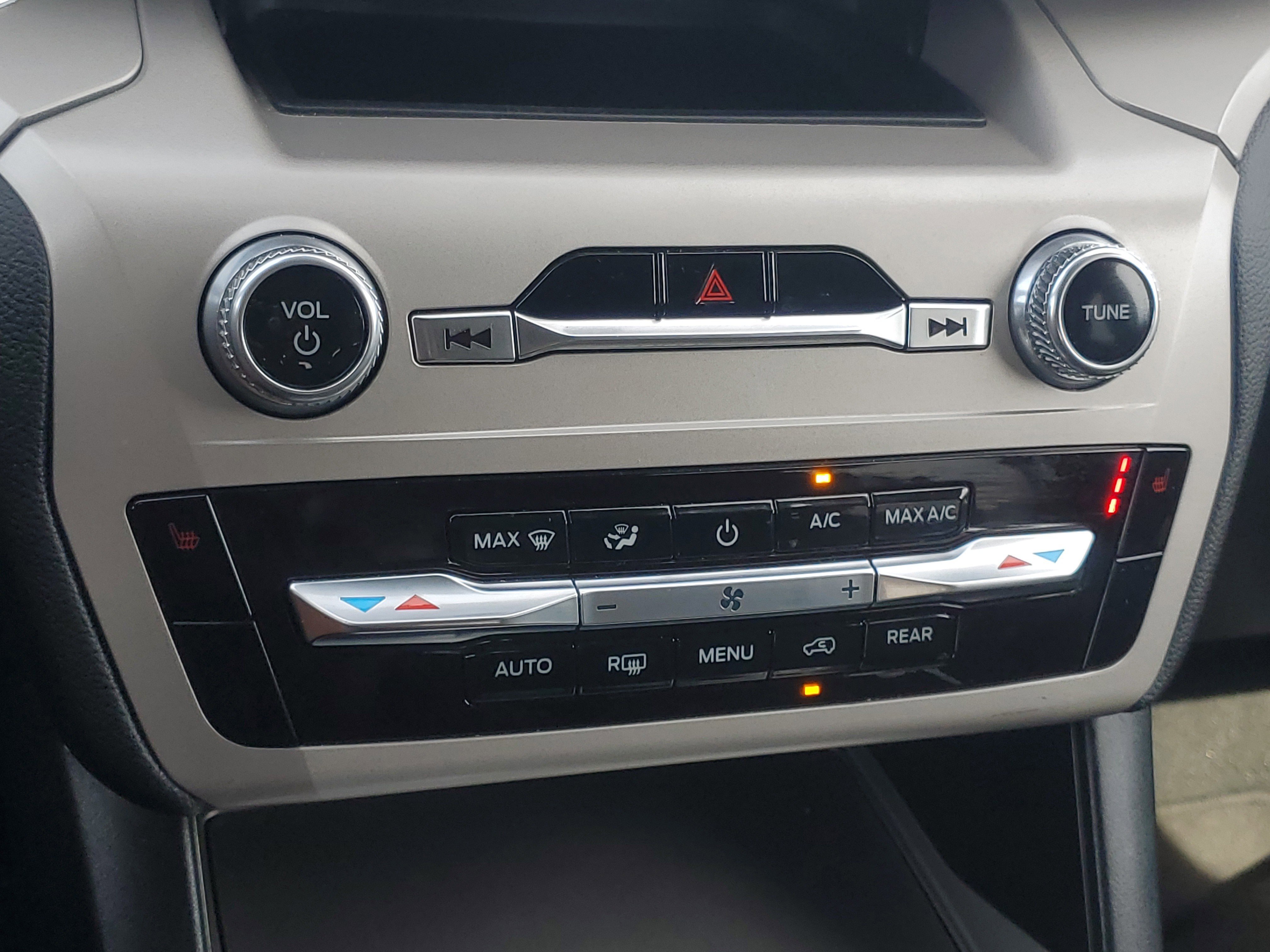 Used 2023 Blue Ford XLT image 31