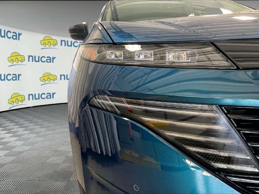 Used 2026 Blue Nissan Platinum image 34