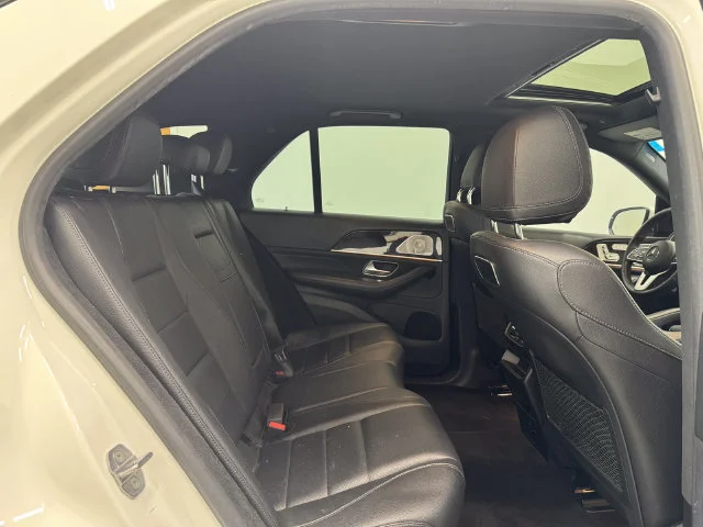 Used 2020 Polar White Mercedes-Benz GLE 350 image 19