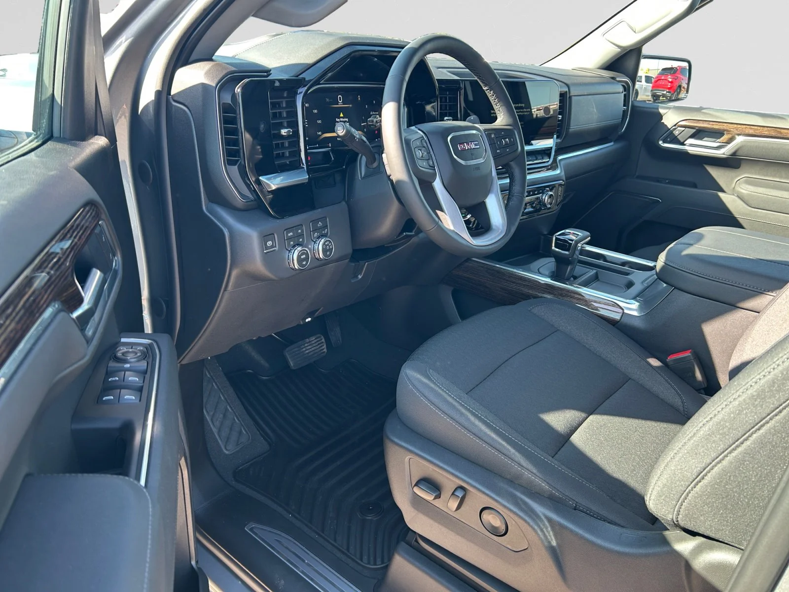 New 2026 Sterling Metallic GMC Elevation image 12