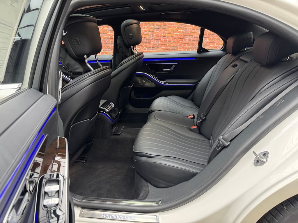 Certified Used 2022  Mercedes-Benz S 500 image 24