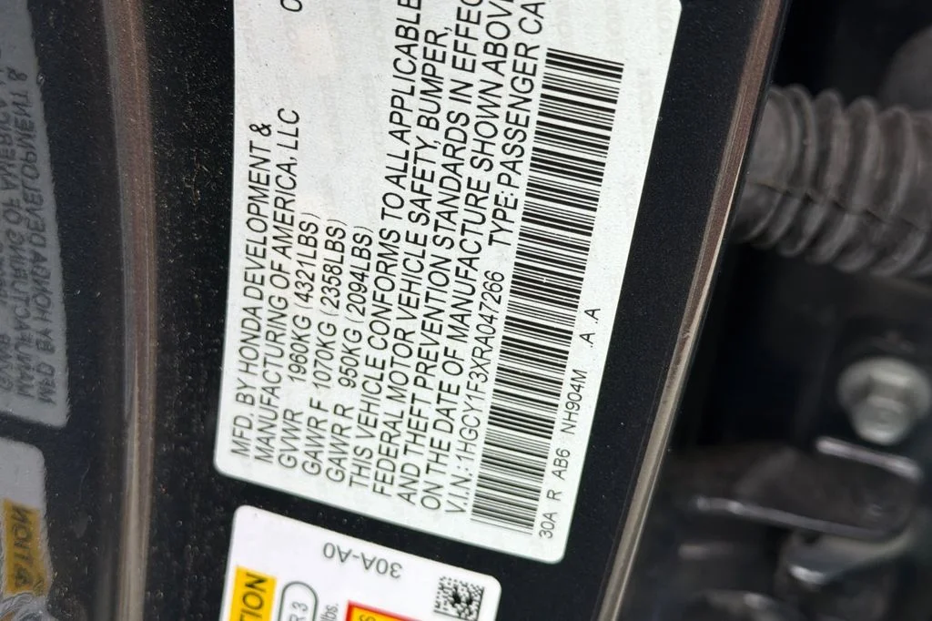 Used 2024 Canyon River Blue Metallic Honda EX image 29