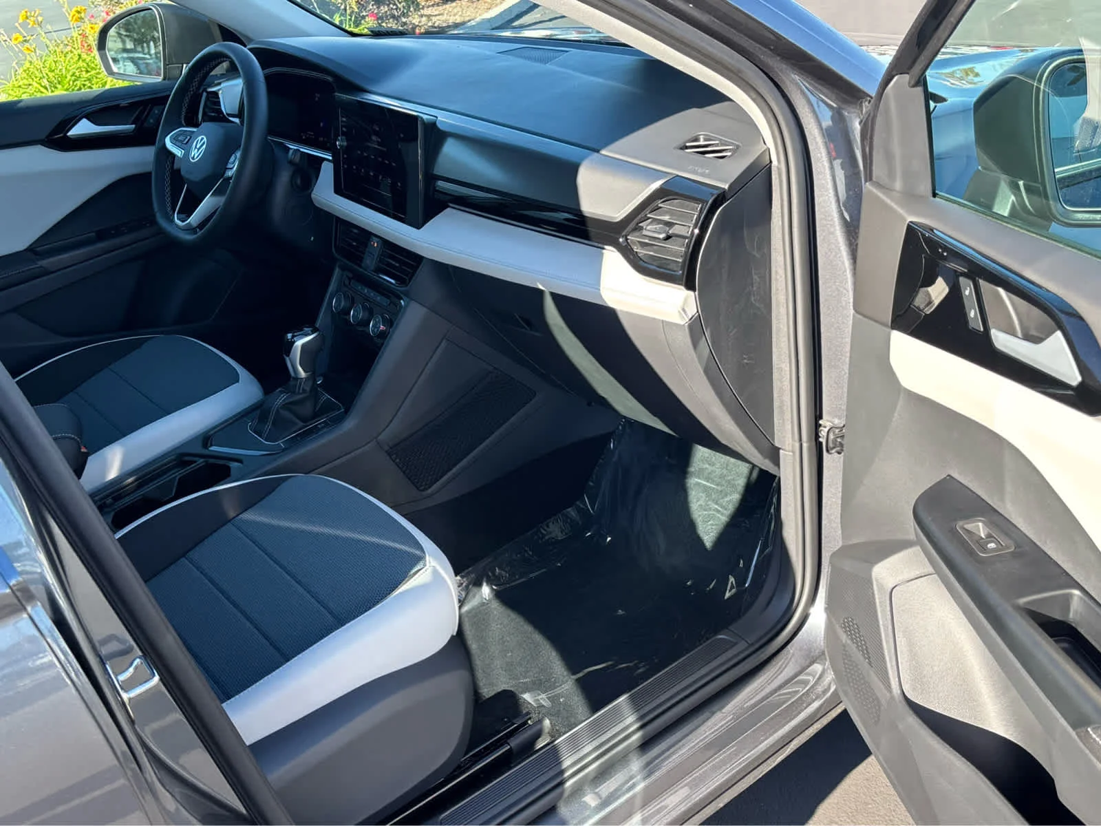 New 2026 PLATINUM GRAY Volkswagen S image 23