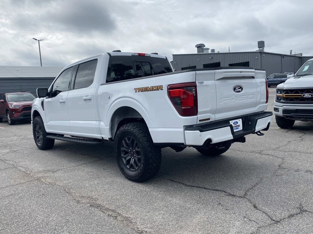 New 2026 Oxford White Ford Tremor® image 4