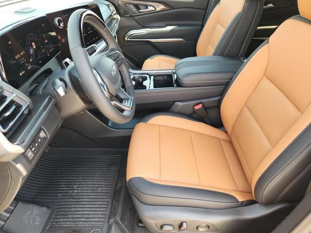 2027 Chevrolet Traverse Z71 - Photo 14