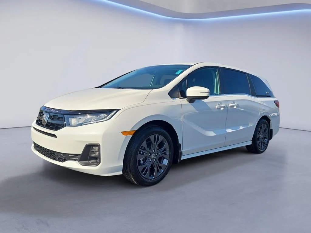 2026 Honda Odyssey Touring's photo