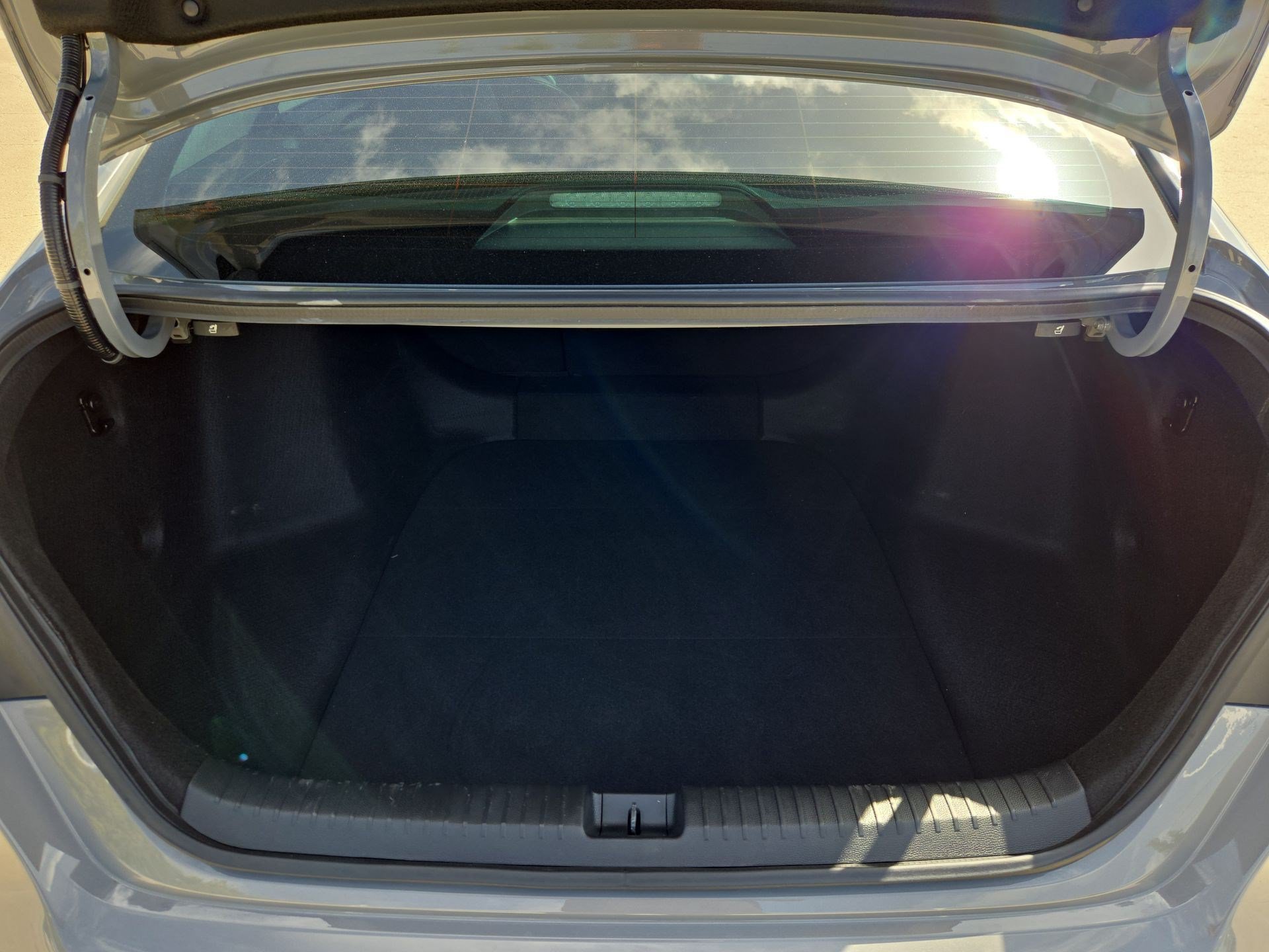 Certified Used 2025 Urban Gray Pearl Honda HYBRID TOURING image 64