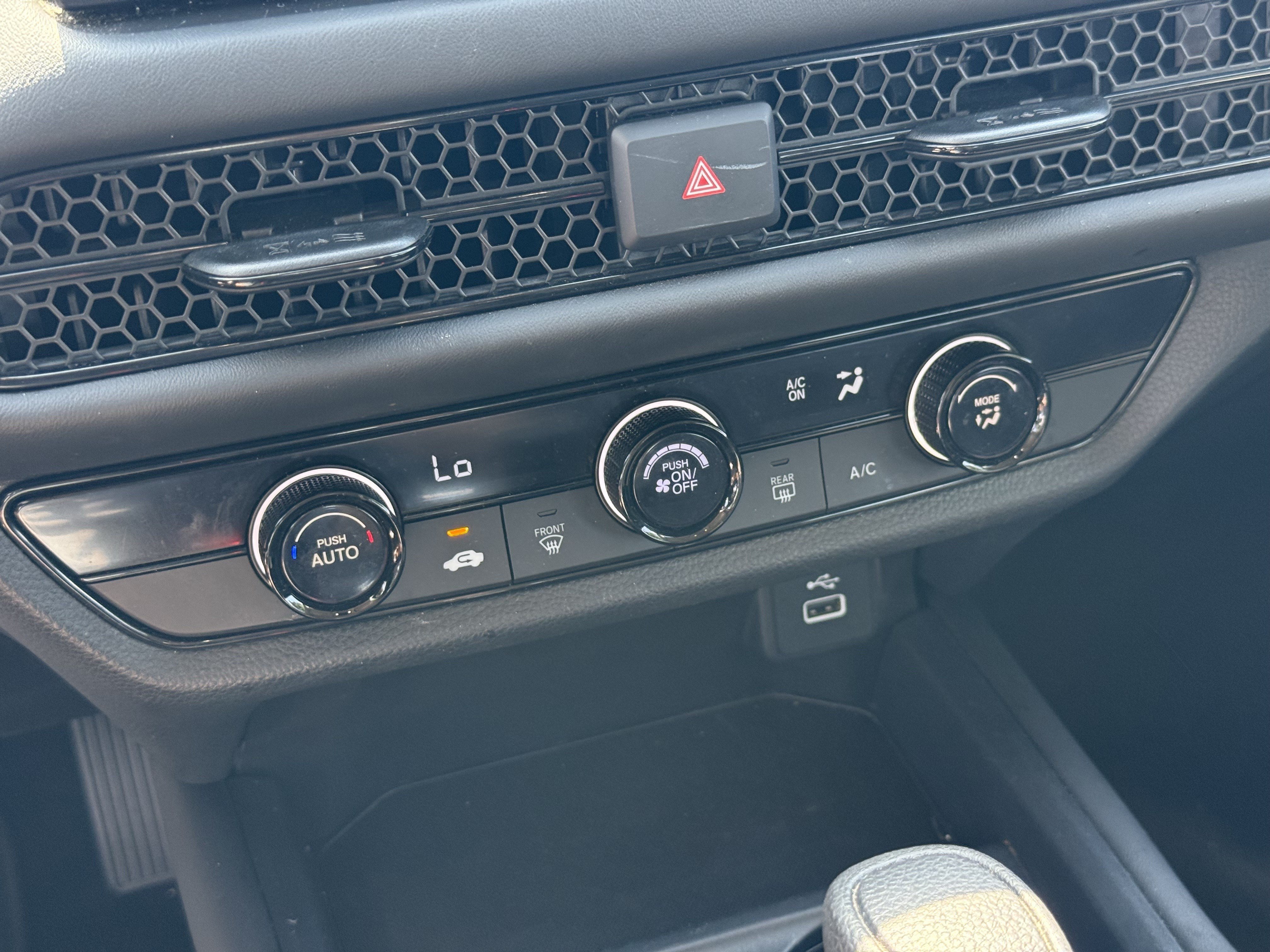 2025 Honda HR-V LX - Photo 21