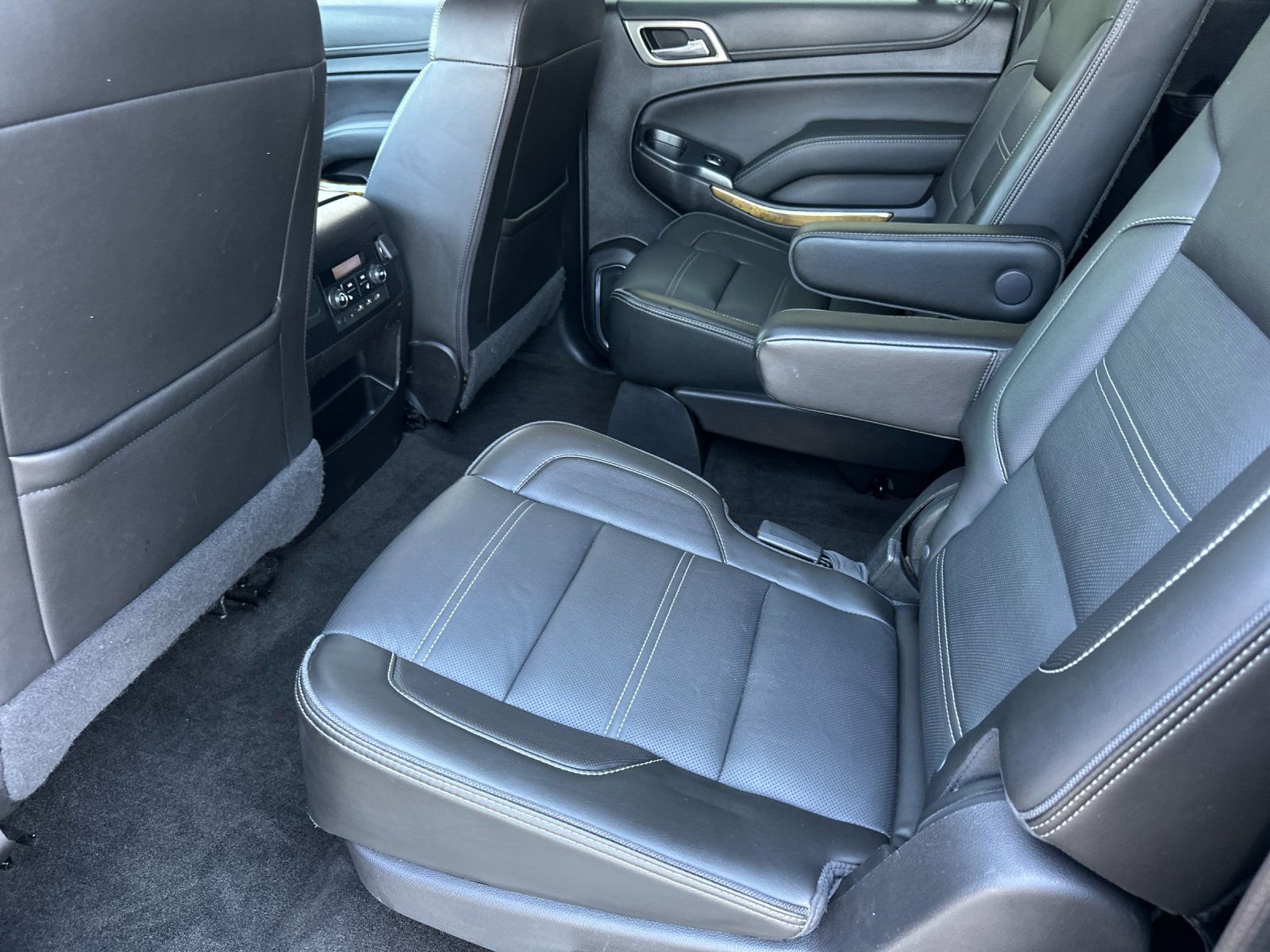 Used 2017 Black Cherry Metallic GMC Denali image 11