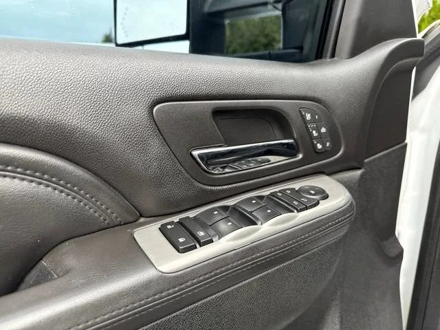 Used 2013 Summit White Chevrolet LTZ image 25