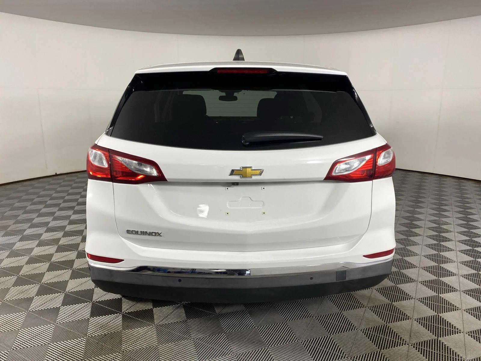 Used 2021 Summit White Chevrolet LT image 6