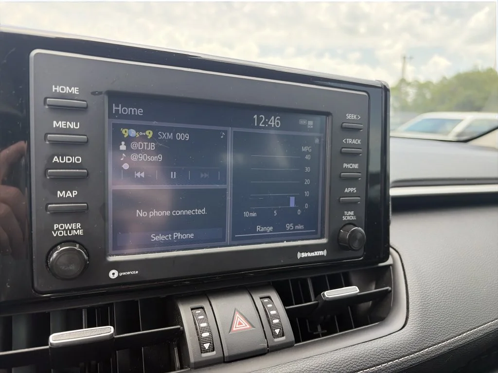 Used 2022 Gray Toyota XLE Premium image 22